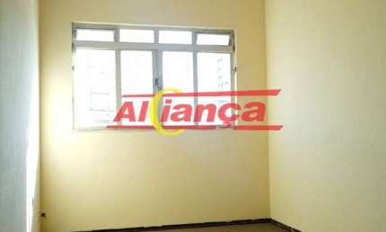 Apartamento para alugar com 1 quarto, Vila Galvão - Guarulhos  por R$: 1.400,00