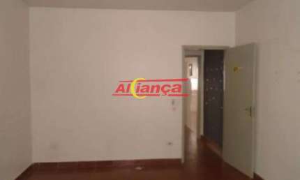 Apartamento com 1 quarto para alugar,  40m² - Jd Palmira - Guarulhos/SP - por R$ 800,00