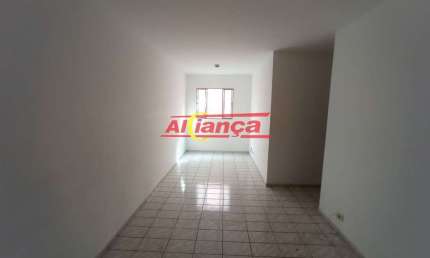 Apartamento com 2 quartos para alugar,  55m² -Picanço - Guarulhos/SP - por R$ 1.200,00
