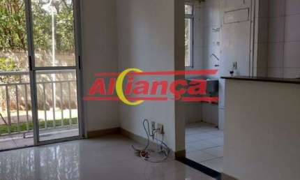 Apartamento para alugar com 2 quartos, 1 vaga - Pimentas - Guarulhos por R$: 1.300,00