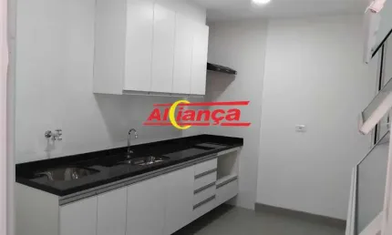 Apartamento com 1 quarto, cozinha e banheiro no Cocaia - por R$ 1.250,00