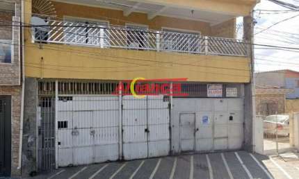 Casa com 2 quartos para alugar, 67m² - Jardim Presidente Dutra - Guarulhos/SP Por R$1.650,00