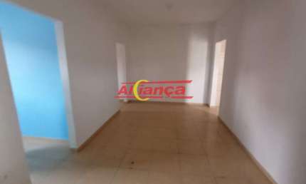 Sobrado com 2 quartos para alugar, 1 banheiro, sala, cozinha- 45m² - Vila Flórida- Guarulhos/SP