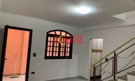 Sobrado + Edícula para alugar com 4 quartos sendo 1 suíte, banheiro, sala- 150m²- Vila Augusta -GRU