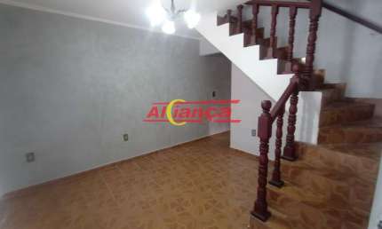 Sobrado com 2 dormitórios para alugar, 150m² - Jd Pres Dutra - Guarulhos /SP por R$ 3.000,00