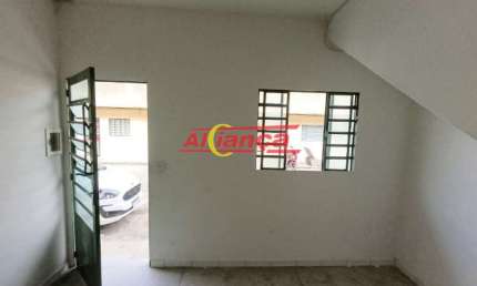 Casa com 2 dormitórios para alugar, 71,16 m² - Jardim Diogo - Guarulhos/SP  por R$ 1.487,82