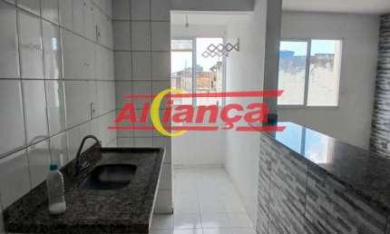 Apartamento com 2 quartos para alugar,  40m² - Parque Primavera - Guarulhos/SP - por R$1.200,00