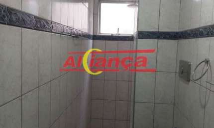 Apartamento com 2 quartos para alugar,  50m² - Vila Rio de Janeiro - Guarulhos/SP - por R$ 1.500,00