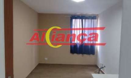 Apartamento para alugar com 2 Quartos, quintal,  Chácara Cabuçu , Guarulhos  por R$: 1.400,00