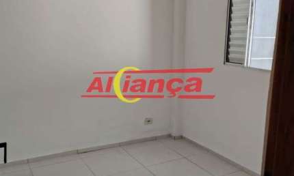 Casa para alugar com, 2 dormitórios, 1 banheiro e 2 vagas- 55m²- Cidade Soberana - Guarulhos - SP