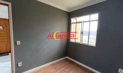 Apartamento com 2 dormitórios para alugar,  42m² - Bonsucesso - Guarulhos/SP por R$ 1.200,00