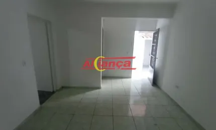 CASA PARA ALUGAR COM 1 QUARTO, SUÍTE, 90M², VILA RIO DE JANEIRO - GUARULHOS/SP POR R$ 1.400,00