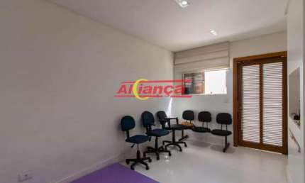Casa para alugar, 2 quartos  e 1 vaga, 174m², Jardim Santa Francisca- Guarulhos por R$3.650,00