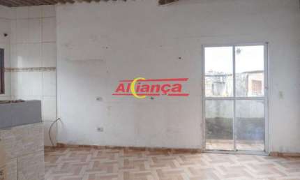 Casa com 1  quartos para alugar,  70m² Jardim Santa Rita - Guarulhos/SP R$ 1.000,00