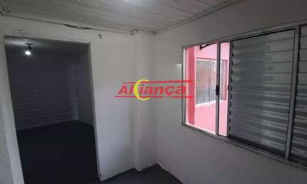 Casa com 1 quartos para alugar,  80m² - Jardim Palmira - Guarulhos/SP R$ 1.000,00