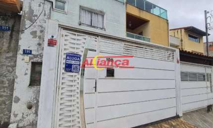 Sobrado com 3 quartos e 2 vagas para alugar, 213m² - Vila Rosália- Guarulhos /SP -R$4.500,00