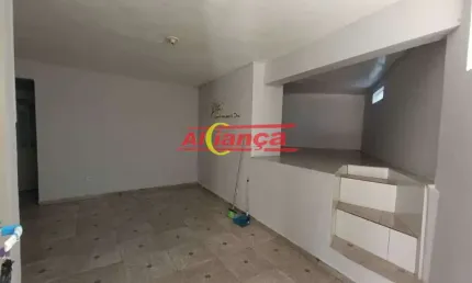 Casa para alugar com 1 quarto no Continental II - Por R$ 1.100,00