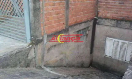 CASA COMERCIAL PARA ALUGAR COM 175m², 2 SALAS ,2 VAGAS, - COCAIA- GUARULHOS/SP POR R$4.200,00
