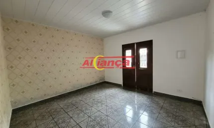 CASA PARA ALUGAR COM 03 QUARTOS, SUÍTE, 250M², JARDIM CUMBICA - GUARULHOS/SP POR R$ 1.670,00