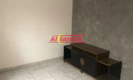 Casa com 1 quarto para alugar, 35 m² - vila Moreira - Guarulhos/SP por R$ 800,00