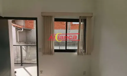 Casa com 1quarto, suíte para alugar, 30m² - jardim rosa de frança - guarulhos/sp por r$ 1.000,00
