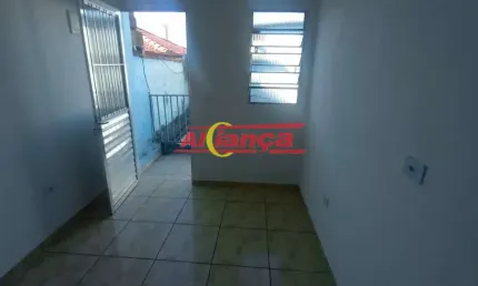 ÓTIMA CASA 50M² COM 2 DORMITÓRIOS - NÃO É INDIVIDUAL - VILA PAULISTA POR R$ 1.300,00