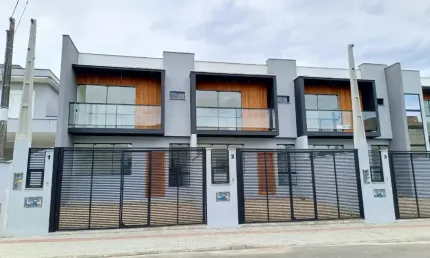 Casa com 3 quartos à venda no Jardim Sofia, Joinville 