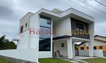 SUA CASA NOVA COM PROJETO MODERNO EM CONDOMÍNIO FECHADO!