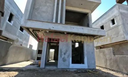 Casa com 3 quartos à venda na Praça Francisco Germano da Costa, 9700, Canasvieiras, Florianópolis por R$ 849.000