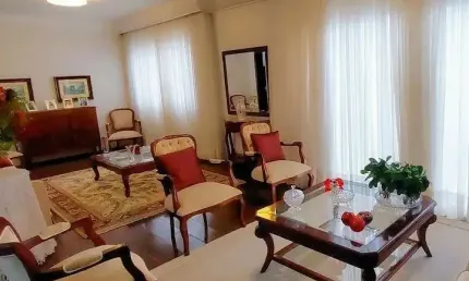 APARTAMENTO   NO MODUMBI COM 190 METROS   COM 3 SUITES ,3 VAGAS