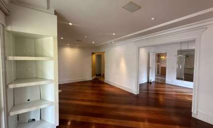 APARTAMENTO   A  VENDA  NA VILA  ANDRADE  COM 213 METROS   COM 4 DORMITORIOS  SENDO 3 SUITES,4 VAGAS