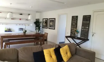 Apartamento   no  morumbi   com 210 metros    5 dormitorios  sendo 2 suites,2 vagas