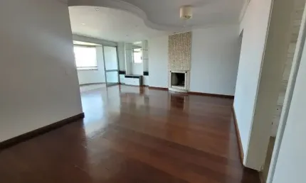 Apartamento  avenda  no morumbi  com 189 metros  com 4 dormitorios   sendo um suite    5 baheiros , e 2 vagas