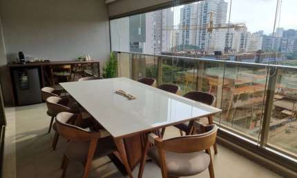APARTAMENTO    AVENDA  MOBILIADO     NO CAMPO BELO COM 135 METROS  3 SUITES, 2 VAGAS