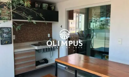 Belíssimo apartamento em uma excelente localização.
