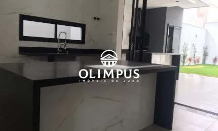 Excelente Casa Com Fino Acabamento no bairro Alto Umuarama.