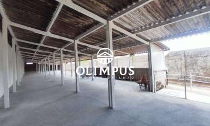 Excelente imóvel comercial de 550m² no Santa Mônica.