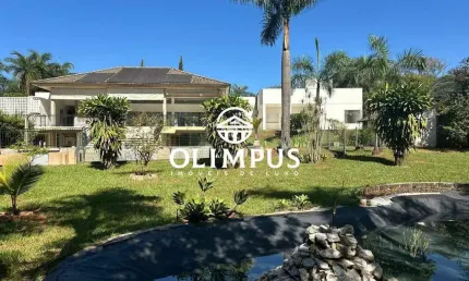 Casa de luxo em condomínio na chácara Morada do Sol em ótimo bairro