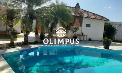 Belíssimo sobrado de luxo em uma excelente localização no bairro Cidade Jardim.