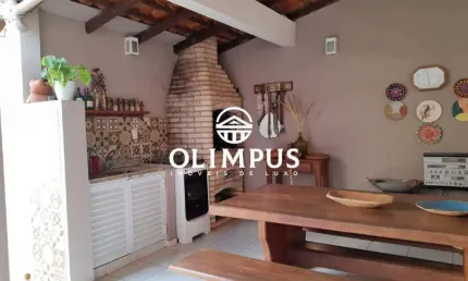 Casa com 4 quartos à venda no Jardim Karaíba, Uberlândia 