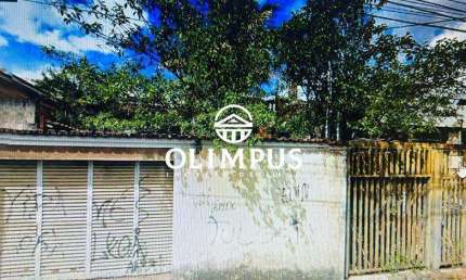 Excelentes 2 lotes com o total de 1.042m² com casa para demolição no Lídice.