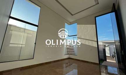 Cód 2715 - Belíssima casa na Zona Sul, no bairro Jardim Karaíba.