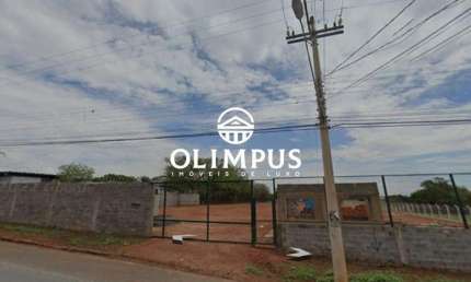 Área com 9.000m² cercada em uma excelente localização.
