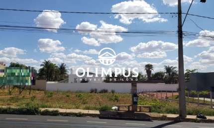 Excelente terreno com área de 100m², com excelente localização no bairro Morada da Colina, zona Sul de Uberlândia/MG.
