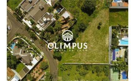 Oportunidade de terreno no bairro Morada da Colina com 1975m², Uberlândia-MG