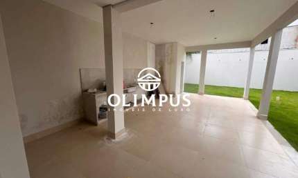 Excelente casa estilo sobrado disponível para venda no bairro Vigilato Pereira
