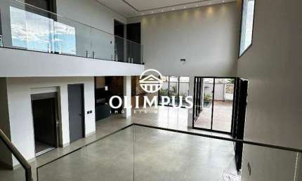 Casa lindíssima em Condomínio localizado na Zona Sul de Uberlândia.