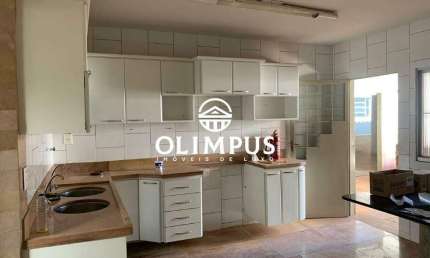 Casa com 5 quartos para alugar no Brasil, Uberlândia 
