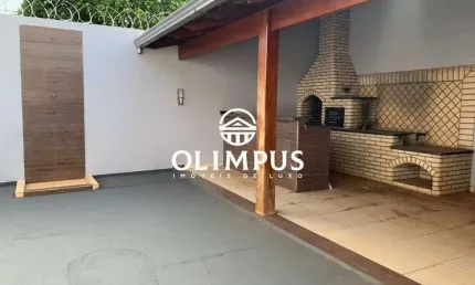 Casa com 3 quartos para alugar no Custódio Pereira, Uberlândia 