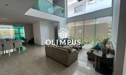 Lindo Sobrado no Condomínio Gênova com 550m² de área construída em ótimo bairro